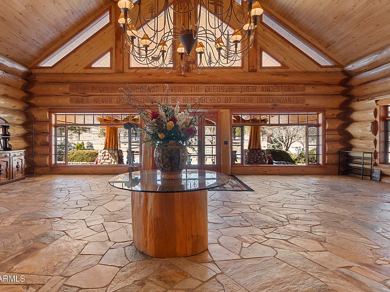 1613 Black Canyon Rd — Photo 5