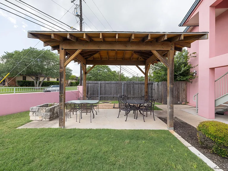 1422 Collier St #206 — Photo 17