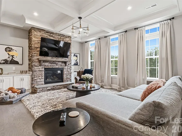 13013 Butters Way — Photo 6