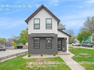 638 Michigan St NE #2, Grand Rapids, MI 49503