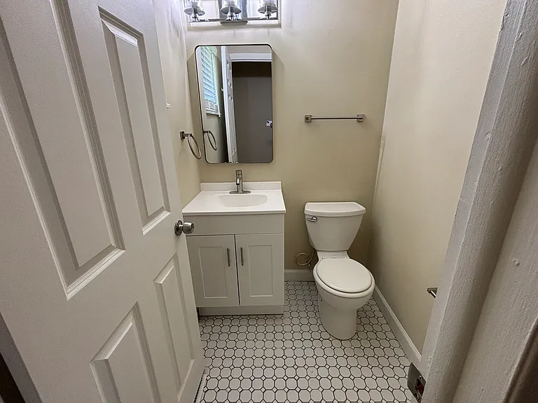 3912 La Rosa Dr — Photo 12