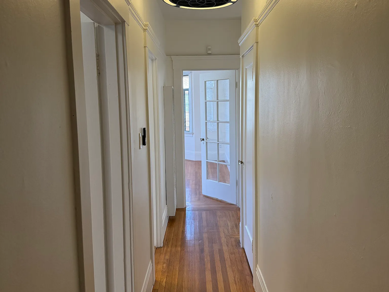2 bed, 950 sqft, $4,900 — Photo 2