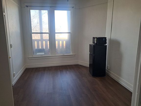 5th image of 129 N Cortez St #202
