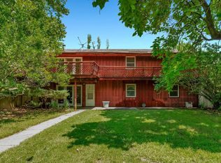 40 Deep Creek Rd, Manhattan, KS 66502