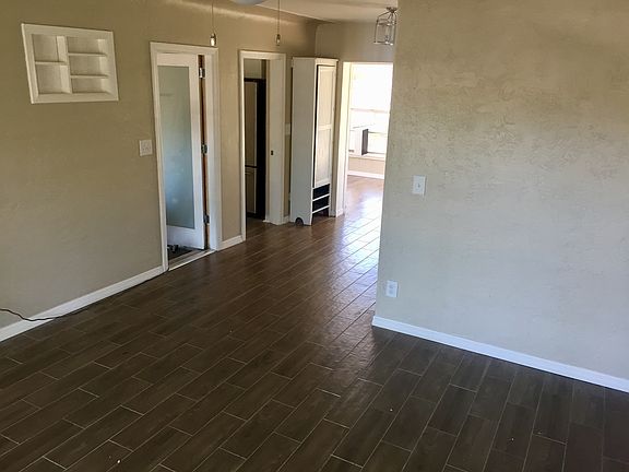 3rd image of 5721 Newton Ave S
