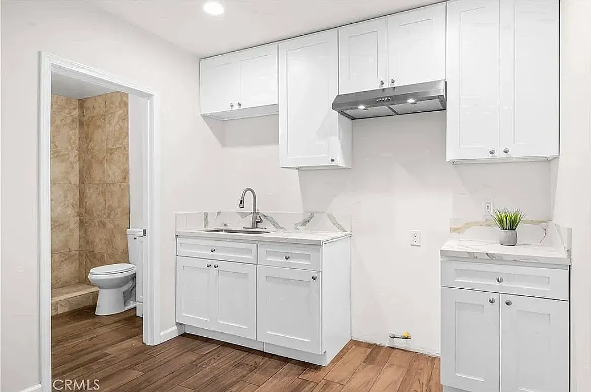 1 bed, 700 sqft, $1,800 — Photo 4