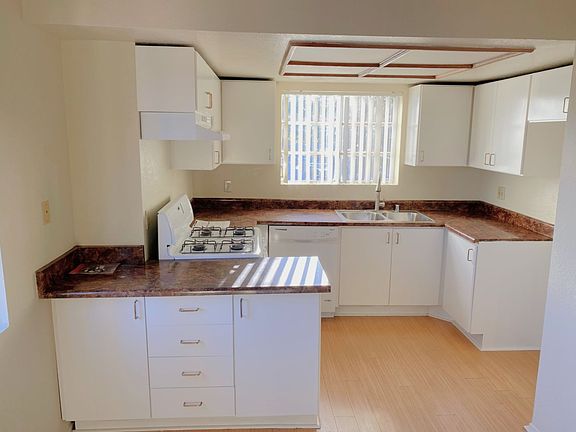 4th image of 7300 Baird Ave APT 215