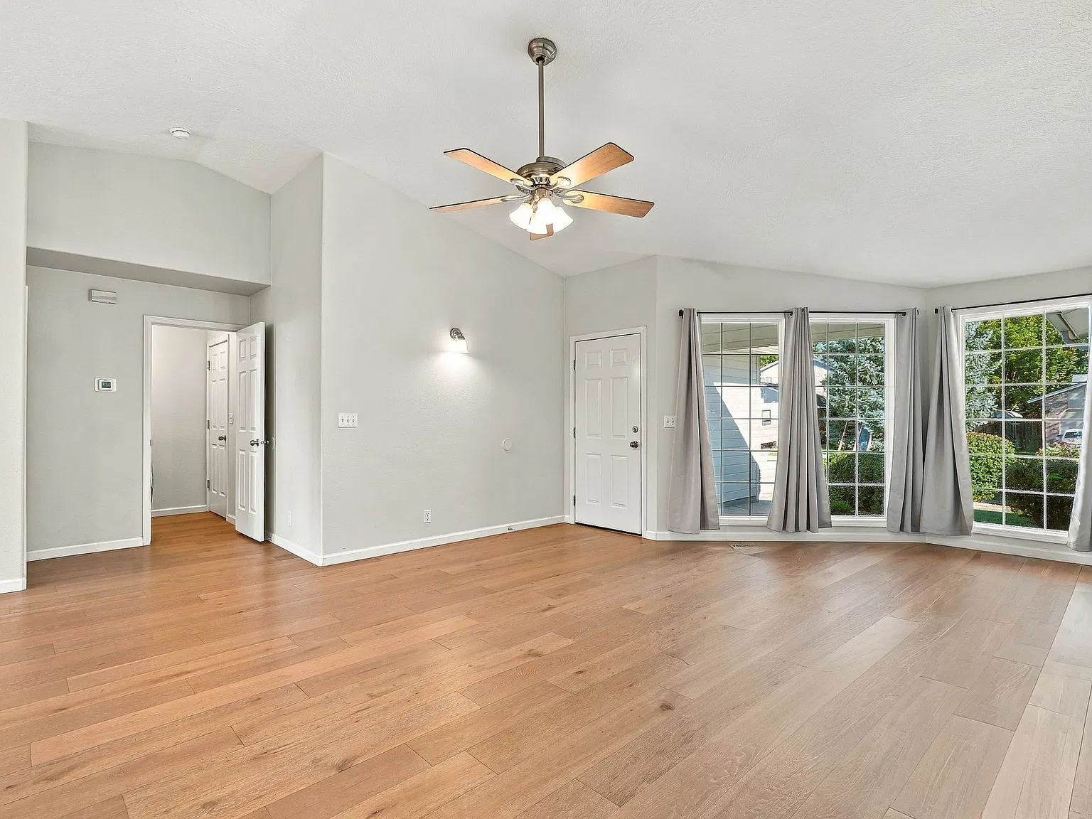 2187 East Katelyn Drive - 1 — Photo 4