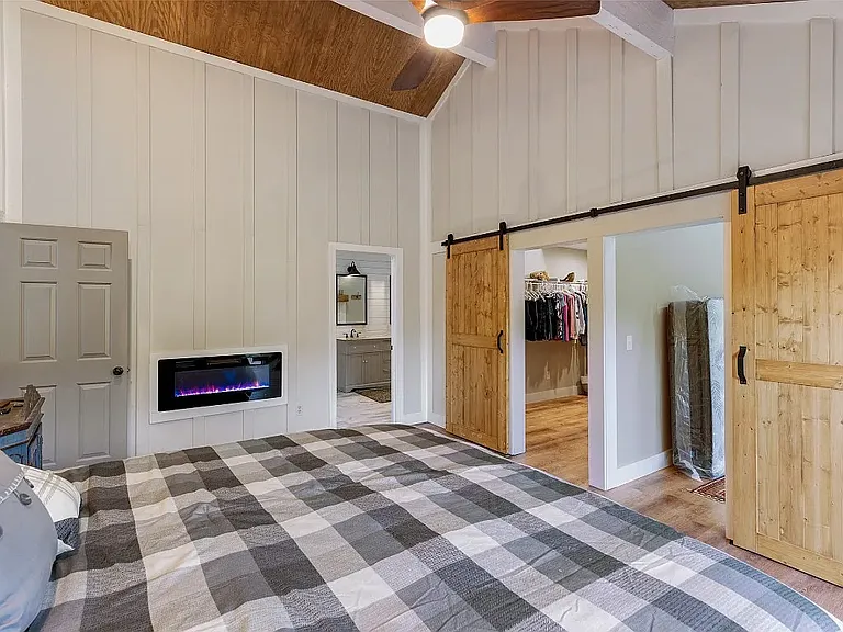 119 Heavens Gate Ln — Photo 16