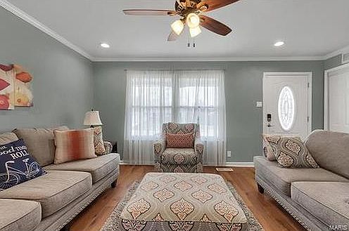 5th image of 3185 Bristol Hall Dr