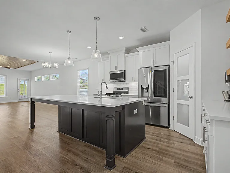 2508 Mount Vernon Ln — Photo 9