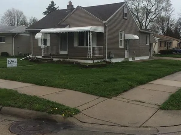 18410 Tranquil St, Roseville, MI 48066