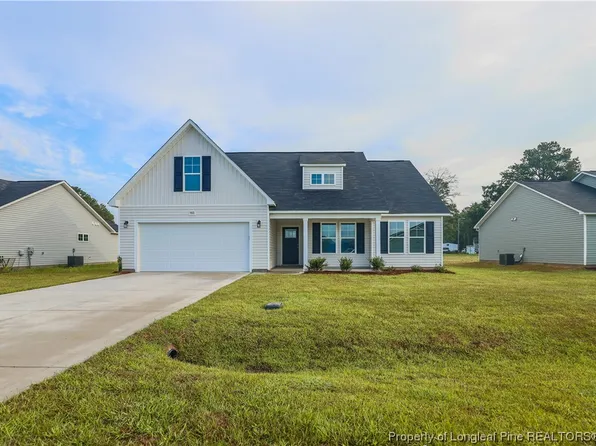 103 National Dr, Parkton, NC 28371