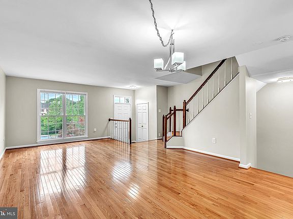 3rd image of 14556 Woodgate Manor Pl