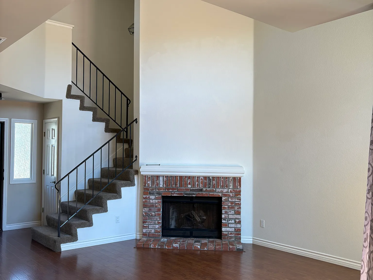 2 bed, 2.5 bath, 1350 sqft, $3,500 — Photo 4