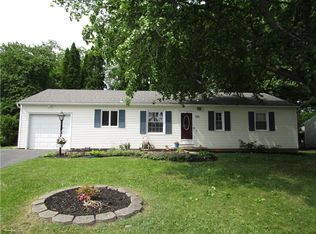 118 Tomahawk Trl, Henrietta, NY 14467