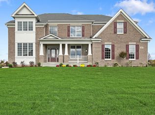 47 Shenandoah Cir, South Barrington, IL 60010