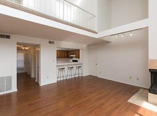 8783 W 106th Ter, Overland Park, KS 66212