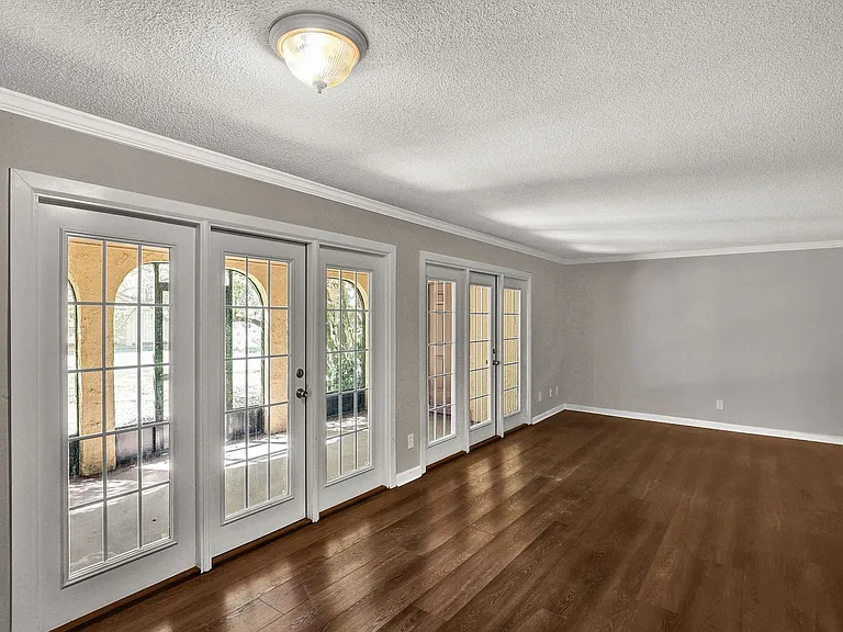 3918 La Mirada Dr N #3 — Photo 5