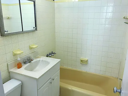 Rented by Joe Gotham LTD | media 24