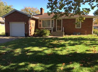 206 Twin Oaks Ct, East Peoria, IL
