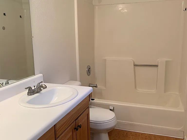 2032 Mesquite Ln #D104 — Photo 2