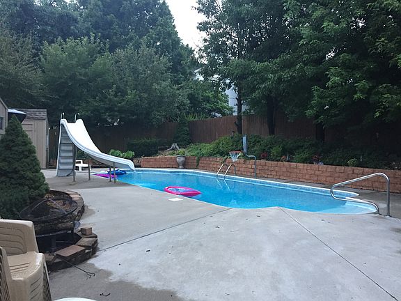 Salt Water Sports Pool