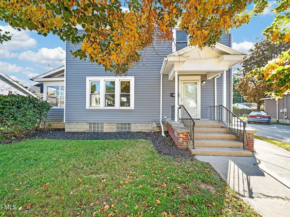 815 Liberty St, Findlay, OH 45840