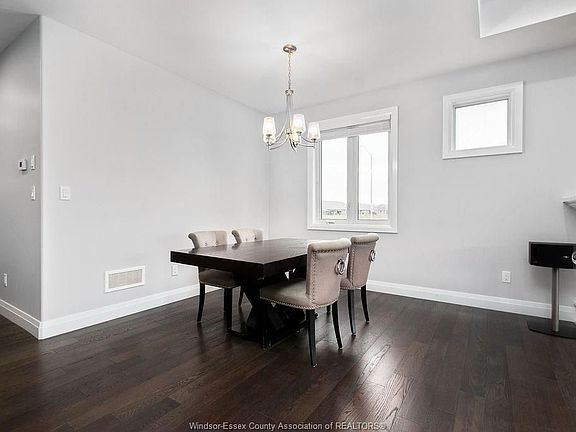 5th image of 2330 Clearwater Ave
