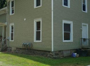 256 Ely St APT 2, Alma, MI 48801