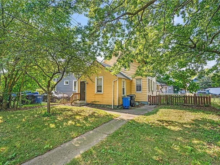 5816 Madison Ave — Photo 13