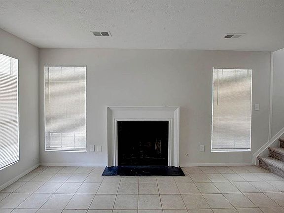 4th image of 5078 Brittany Dr