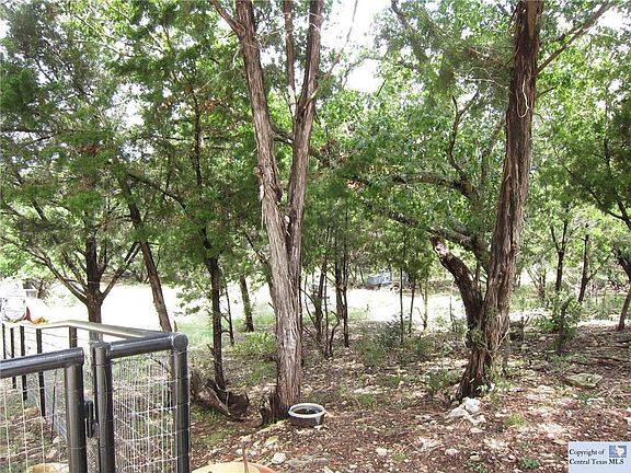 5th image of 1613 Pecan Cir