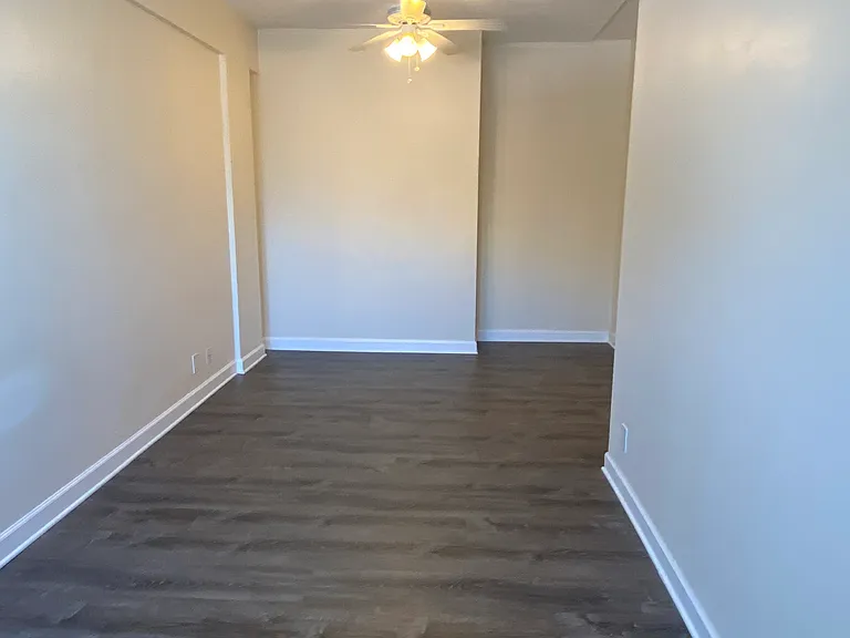 Mendota Lakeshore Apartments LLC — Photo 23
