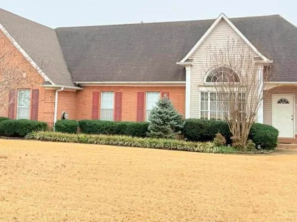 1180 Williamsburg Dr, Atoka, TN 38004