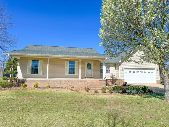 5 Patterson Ln, Cave City, AR 72521