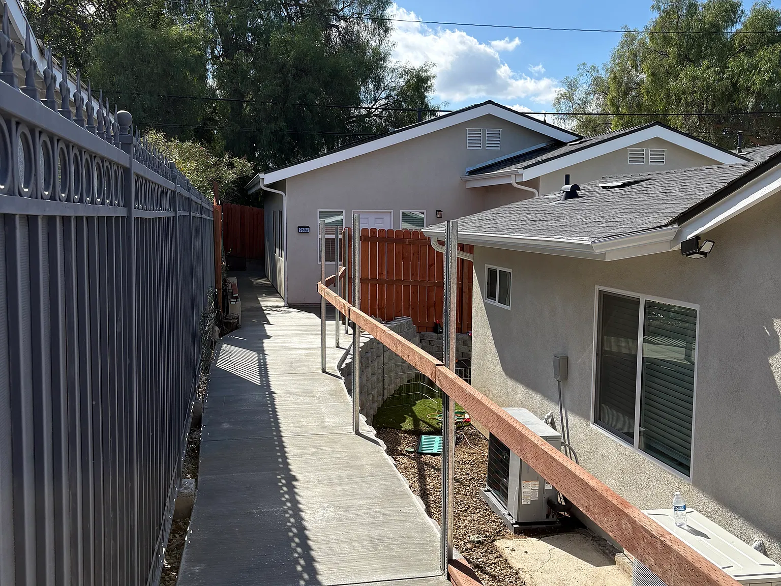 3 bed, 1000 sqft, $3,300 — Photo 4