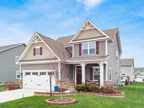 165 Brets Ln, Lewis Center, OH 43035