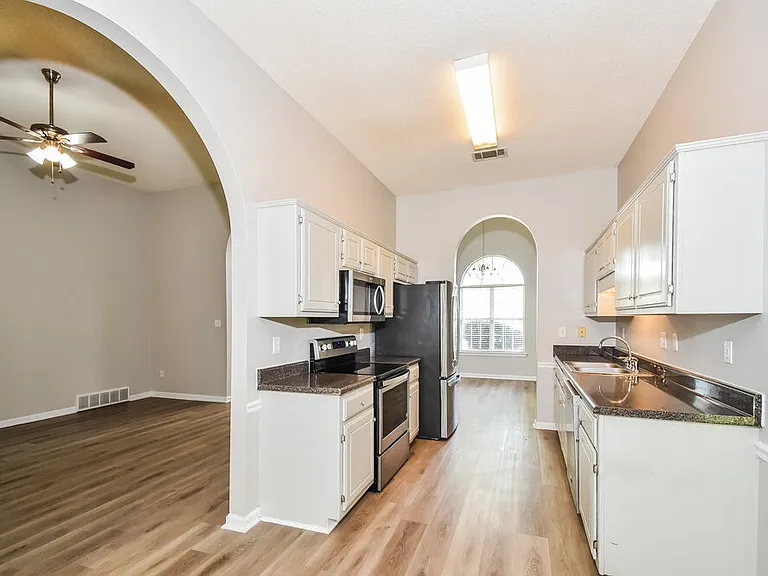 7730 Shadow Fork Ln — Photo 8