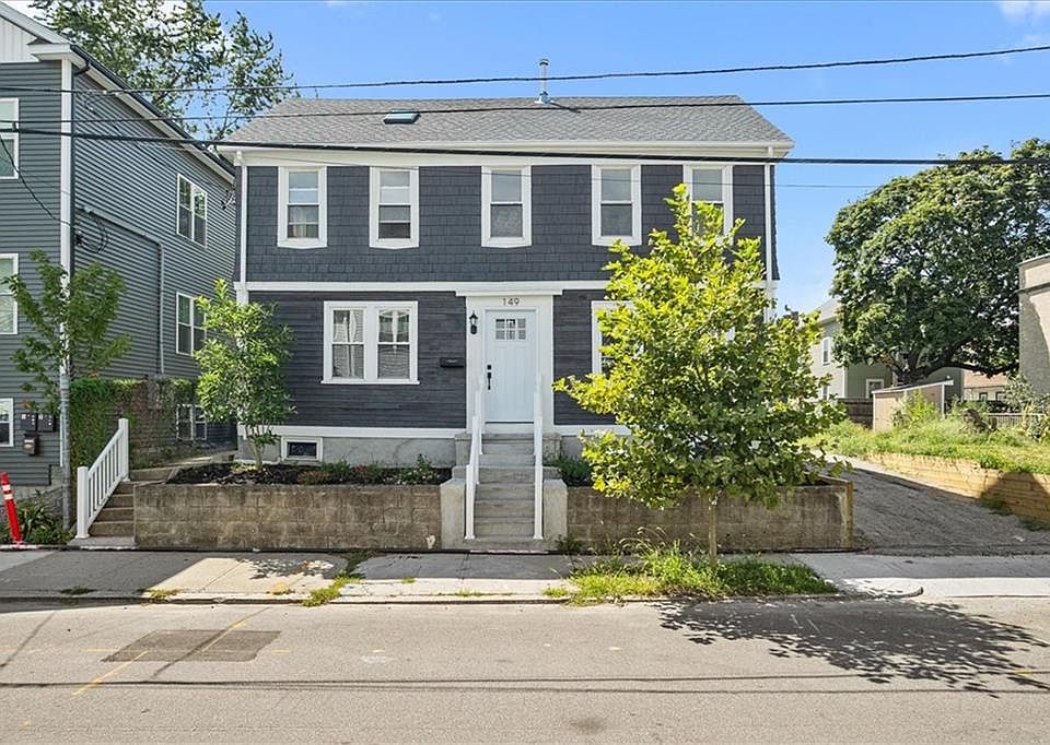 1st image of 149 Burnside St