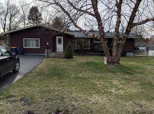 305 Farmington Dr, Camillus, NY 13031