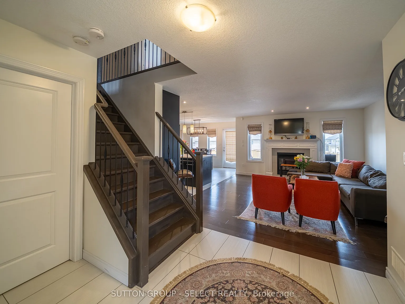 4 bed, $3,300 — Photo 3
