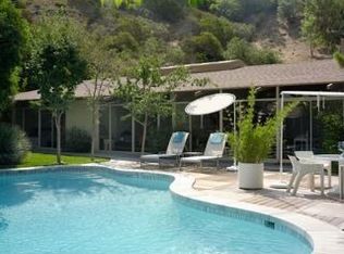 16642 Oldham St, Encino, CA 91436