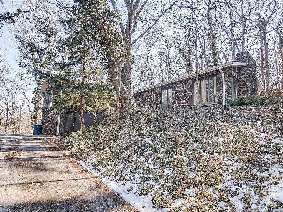 1st image of 167 Glenwood Dr