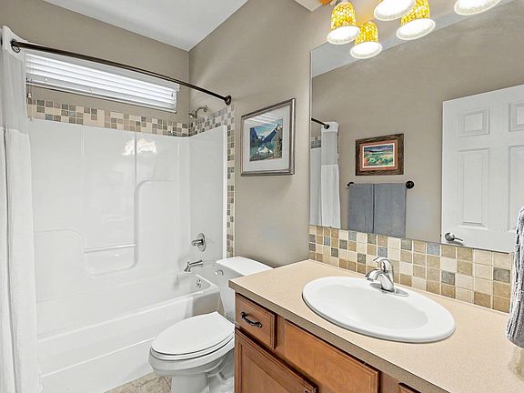 5th image of 3178 N Lake Ridge Ct
