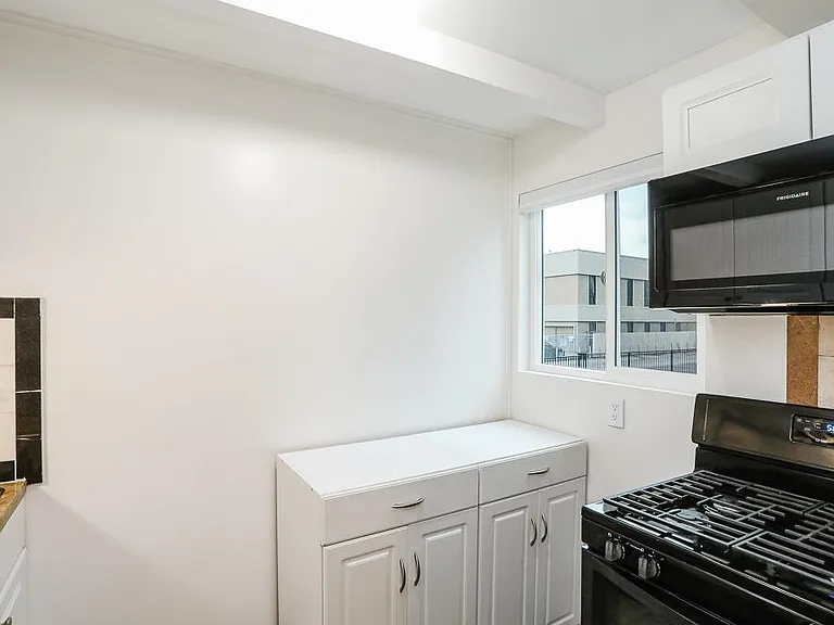 3548 Del Rey St #8 — Photo 14