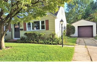 146 W Gloucester Pike, Barrington, NJ 08007