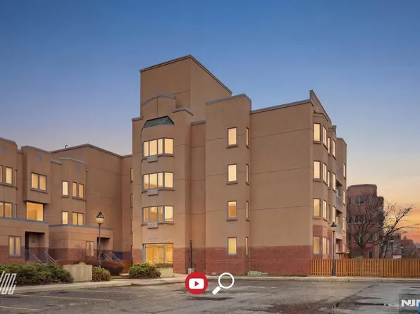 504 Nelson Ct, Edgewater, NJ 07020