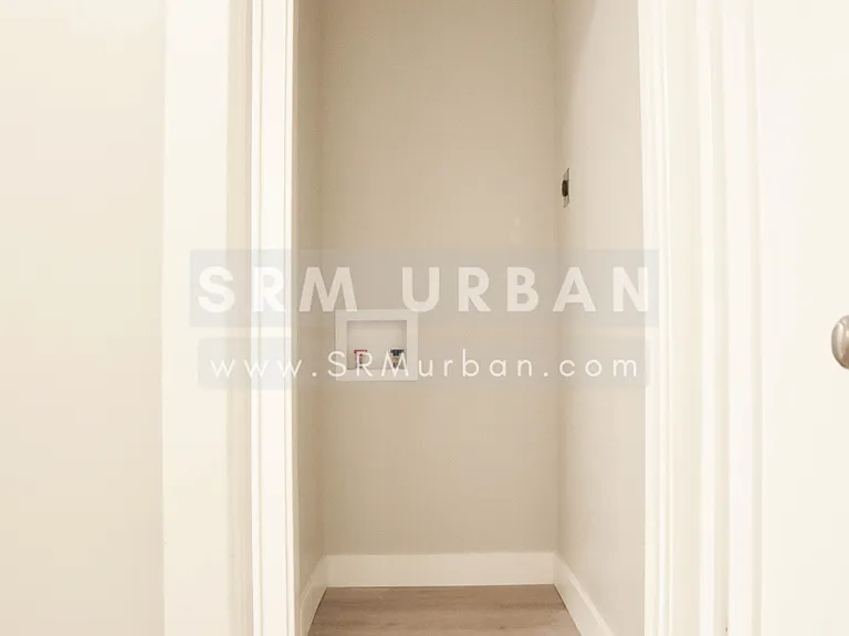 438 W Date St #1 — Photo 11