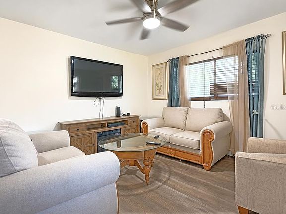 5th image of 819 SAN JUAN BOULEVARD